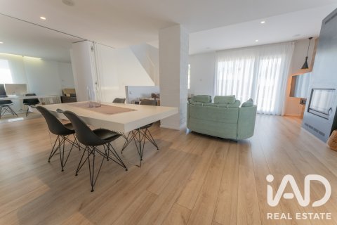 House for sale in Petrer, Alicante, Spain 4 bedrooms, 283 sq.m. No. 187932 - photo 6