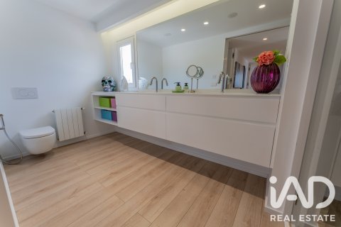 House for sale in Petrer, Alicante, Spain 4 bedrooms, 283 sq.m. No. 187932 - photo 19