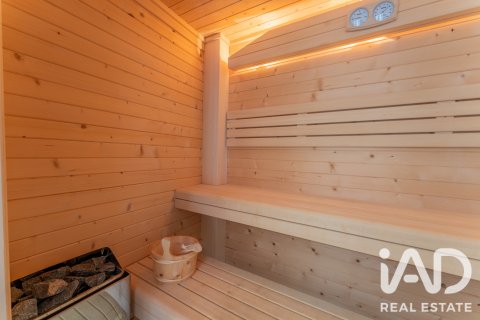 House for sale in Petrer, Alicante, Spain 4 bedrooms, 283 sq.m. No. 187932 - photo 14
