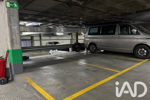 Garage in Madrid, Spain 15 sq.m. No. 187929