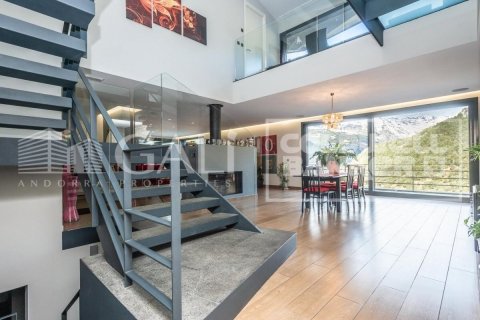 Villa Principado De Andorra (Ninguna Poblacion Tiene C.P.), Lleida, Spānijā 5 istabas, 1120 m2 Nr. 160355