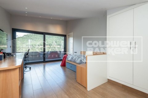 Huvila myytävänä Principado De Andorra (Ninguna Poblacion Tiene C.P.), Lleida, Espanja, 5 makuuhuonetta, 1120 m2 No. 160355 - kuva 7