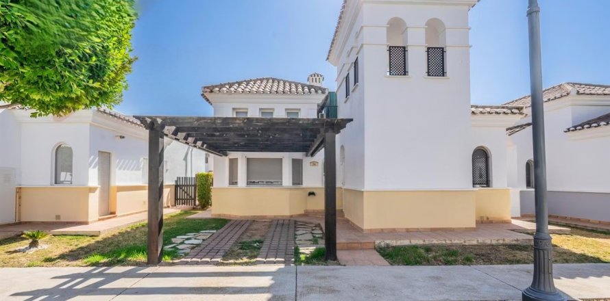 Villa en La Torre Golf Resort, Murcia, España 2 dormitorios, No. 140688