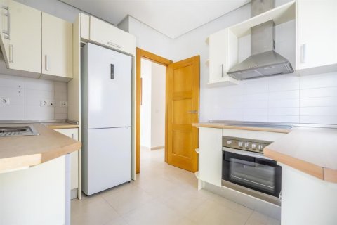 Villa en venta en La Torre Golf Resort, Murcia, España 2 dormitorios, No. 140688 - foto 6