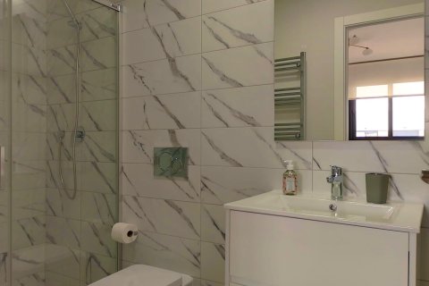 Lägenhet till salu i Alicante, Spanien 2 sovrum, 70 kvm. Nr. 140683 - foto 10