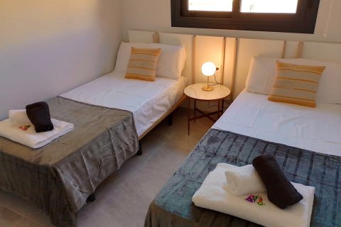 Lägenhet till salu i Alicante, Spanien 2 sovrum, 70 kvm. Nr. 140683 - foto 8