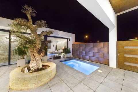 Villa till salu i Los Alcazares, Murcia, Spanien 3 sovrum, Nr. 140687 - foto 3