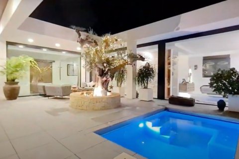 Villa till salu i Los Alcazares, Murcia, Spanien 3 sovrum, Nr. 140687 - foto 2