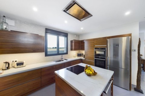 Villa till salu i Los Alcazares, Murcia, Spanien 3 sovrum, Nr. 140687 - foto 9