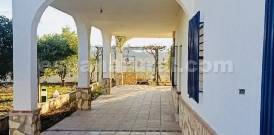 Villa à Cuevas del Almanzora, Almeria, Espagne 3 chambres, 369 m2 No. 168969