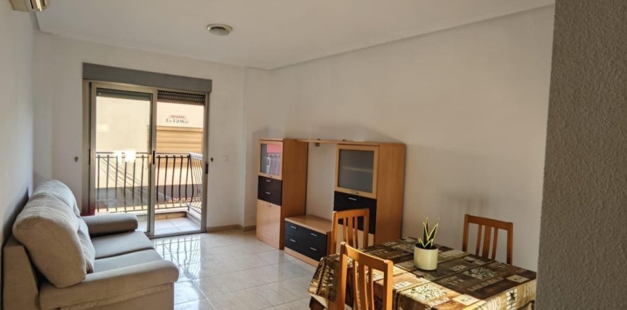 Villa en Alicante, España 3 dormitorios, 89 m2 No. 168972