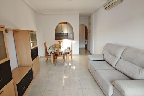 Villa en venta en Alicante, España 3 dormitorios, 89 m2 No. 168972 - foto 2