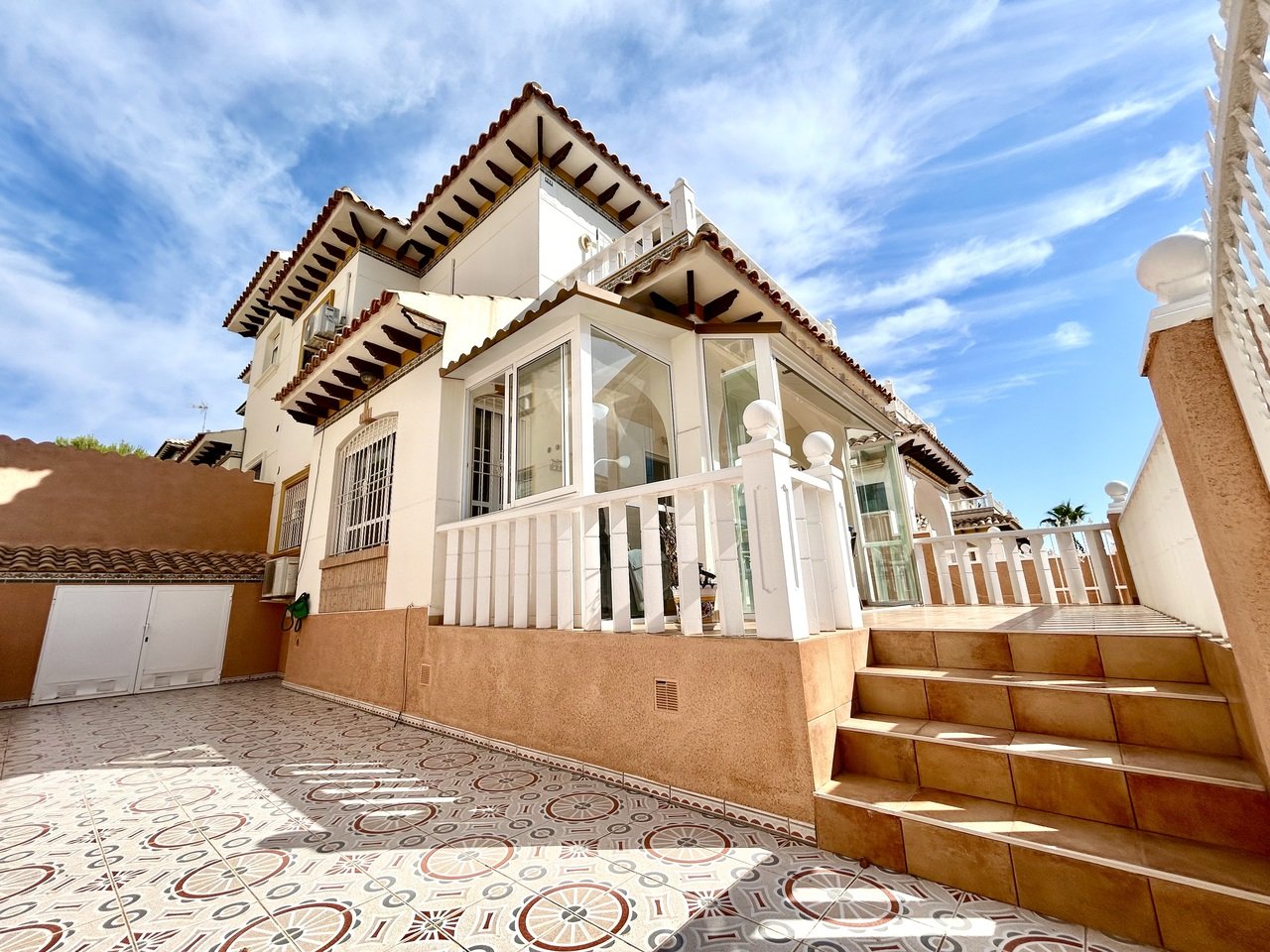 Kaupunkipientalo Cabo Roig, Alicante, Espanja 2 makuuhuonetta, 97 m2 No. 196969