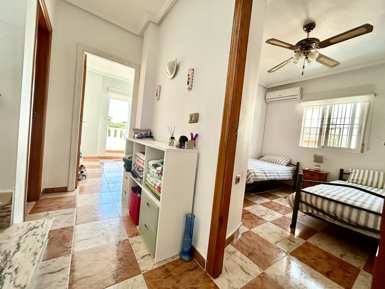 Kaupunkipientalo Cabo Roig, Alicante, Espanja 2 makuuhuonetta, 97 m2 No. 196969