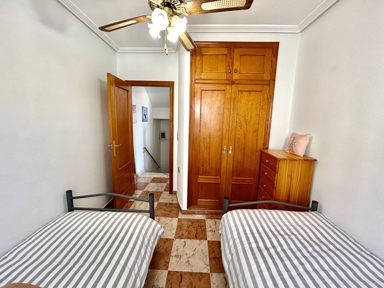Kaupunkipientalo Cabo Roig, Alicante, Espanja 2 makuuhuonetta, 97 m2 No. 196969