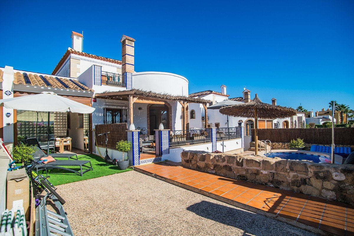 Villa in Algorfa, Alicante, Spanien 3 Schlafzimmer, 135 m2 Nr. 196973