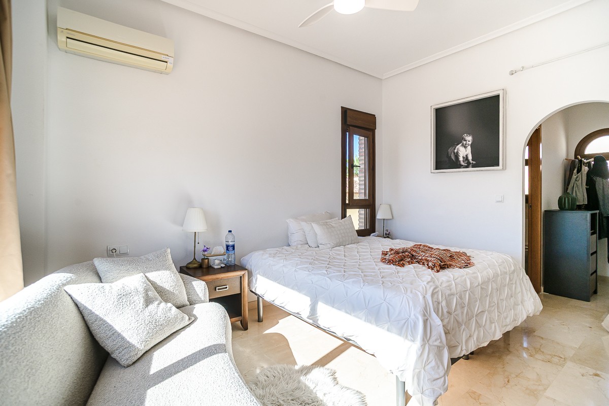 Villa in Algorfa, Alicante, Spanien 3 Schlafzimmer, 135 m2 Nr. 196973