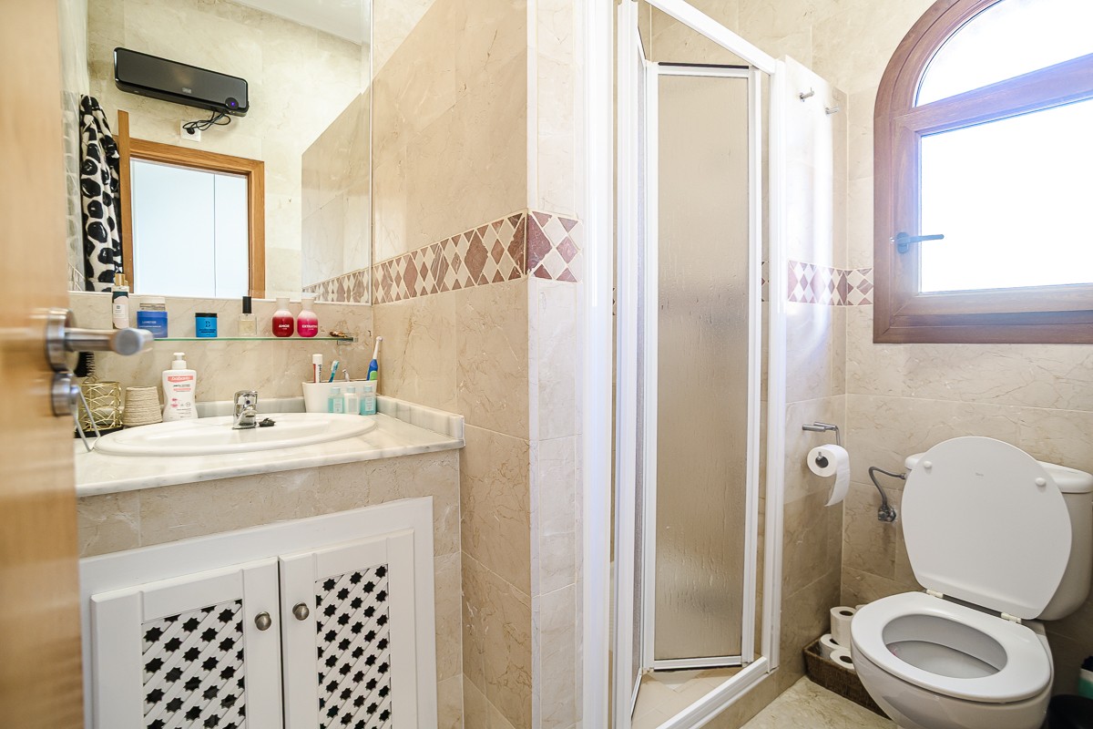 Villa in Algorfa, Alicante, Spanien 3 Schlafzimmer, 135 m2 Nr. 196973