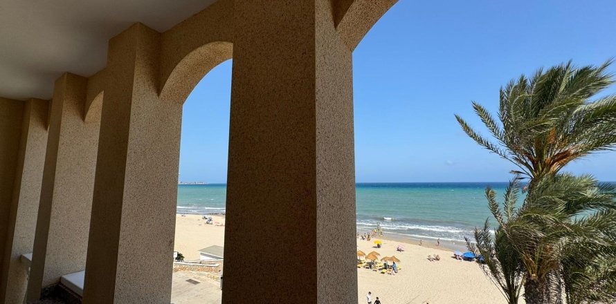 Attico a Torre de la Horadada, Alicante, Spagna 57 mq. N° 165400