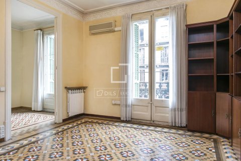 Huoneisto myytävänä Barcelona, Espanja, 3 makuuhuonetta, 174 m2 No. 192838 - kuva 3