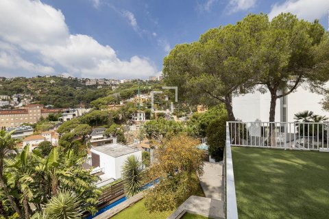 Huvila vuokrattavana Barcelona, Espanja, 5 makuuhuonetta, 392 m2 No. 192842 - kuva 5