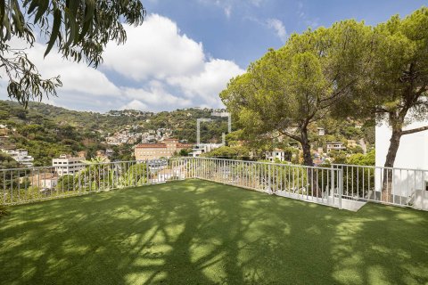 Huvila vuokrattavana Barcelona, Espanja, 5 makuuhuonetta, 392 m2 No. 192842 - kuva 4