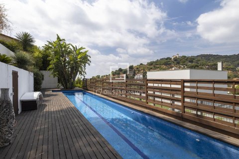 Huvila vuokrattavana Barcelona, Espanja, 5 makuuhuonetta, 392 m2 No. 192842 - kuva 6