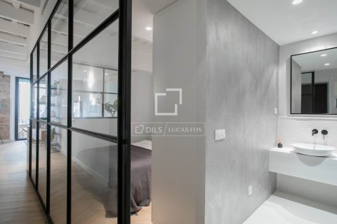 Huoneisto vuokrattavana Barcelona, Espanja, 2 makuuhuonetta, 76 m2 No. 192840 - kuva 11