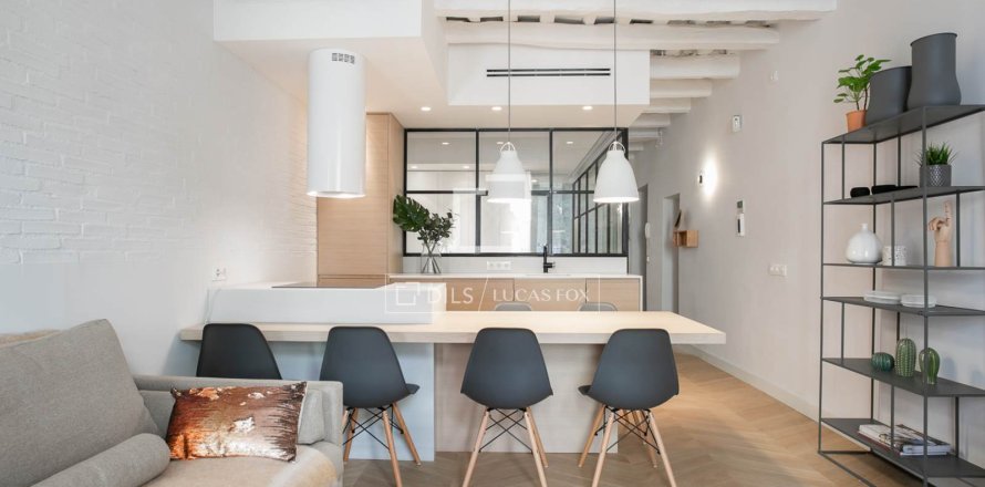 Huoneisto Barcelona, Espanja 2 makuuhuonetta, 76 m2 No. 192840