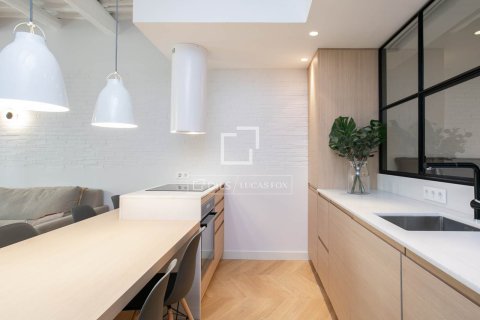 Huoneisto vuokrattavana Barcelona, Espanja, 2 makuuhuonetta, 76 m2 No. 192840 - kuva 29