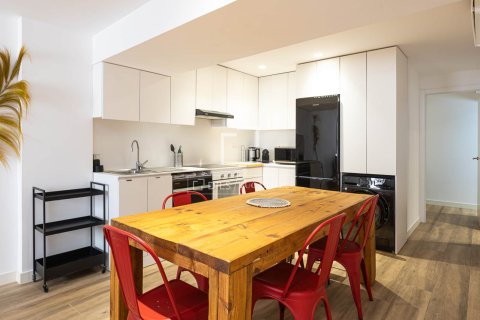 Huoneisto vuokrattavana Barcelona, Espanja, 2 makuuhuonetta, 54 m2 No. 192843 - kuva 23