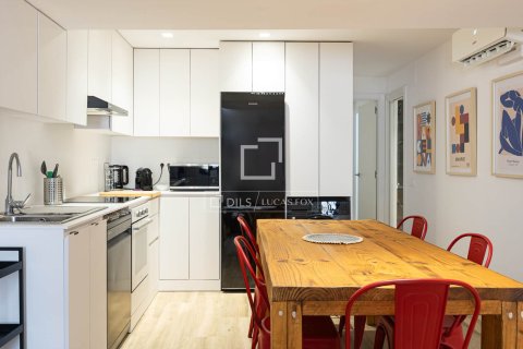 Huoneisto vuokrattavana Barcelona, Espanja, 2 makuuhuonetta, 54 m2 No. 192843 - kuva 17