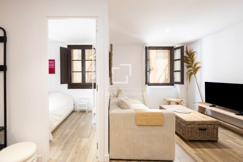 Huoneisto vuokrattavana Barcelona, Espanja, 2 makuuhuonetta, 54 m2 No. 192843 - kuva 20