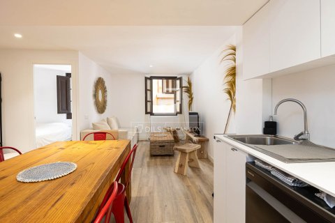 Huoneisto vuokrattavana Barcelona, Espanja, 2 makuuhuonetta, 54 m2 No. 192843 - kuva 3