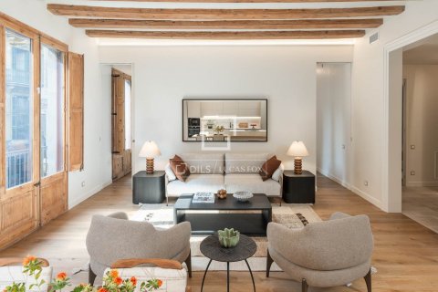 Huoneisto vuokrattavana Barcelona, Espanja, 3 makuuhuonetta, 147 m2 No. 192841 - kuva 2