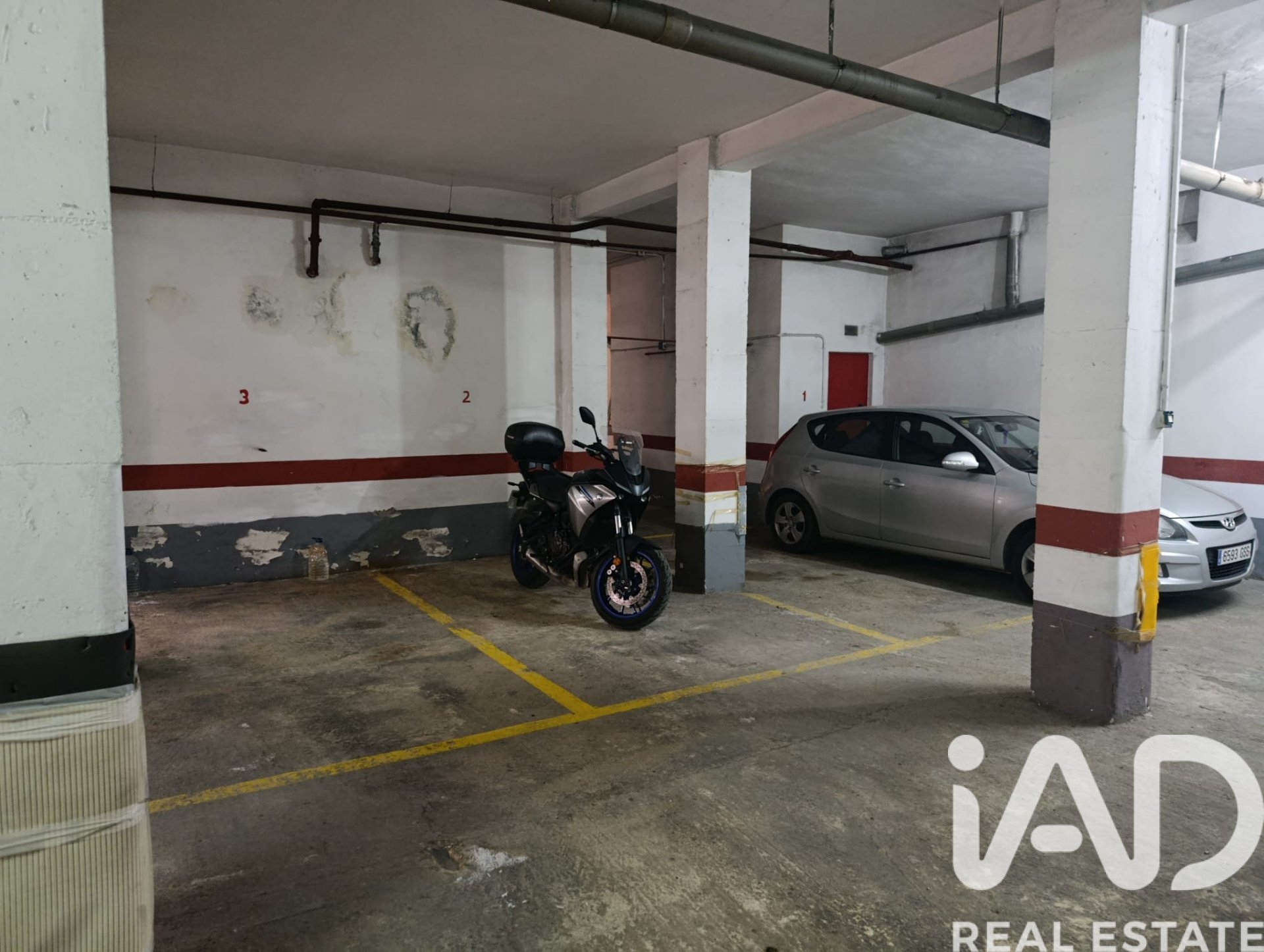 Garage a Zaragoza, Spagna 180 mq. N° 192245