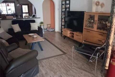 Сasa en venta en Torrevieja, Alicante, España 3 dormitorios, 130 m2 No. 168396 - foto 8