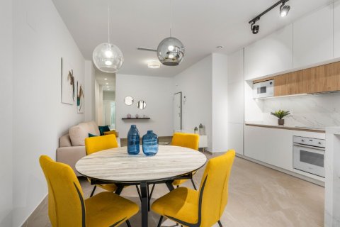 Wohnung zum Verkauf in Torrevieja, Alicante, Spanien 2 Schlafzimmer, 78 m2 Nr. 145663 - Foto 4