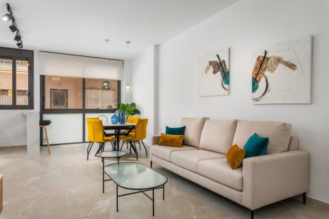 Wohnung zum Verkauf in Torrevieja, Alicante, Spanien 2 Schlafzimmer, 78 m2 Nr. 145663 - Foto 2
