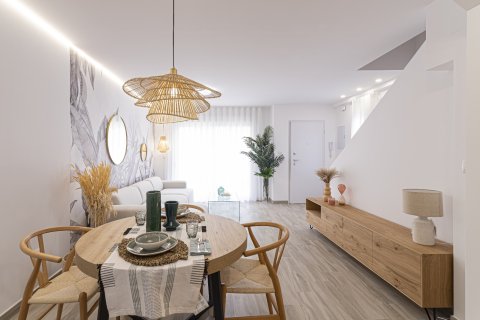 Townhouse zum Verkauf in La Manga del Mar Menor, Murcia, Spanien 3 Schlafzimmer,  Nr. 182239 - Foto 4