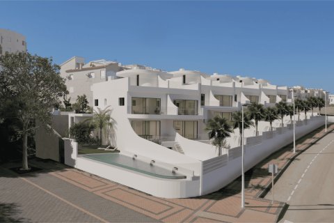 Bungalow for sale in Torrevieja, Alicante, Spain 2 bedrooms,  No. 182238 - photo 3