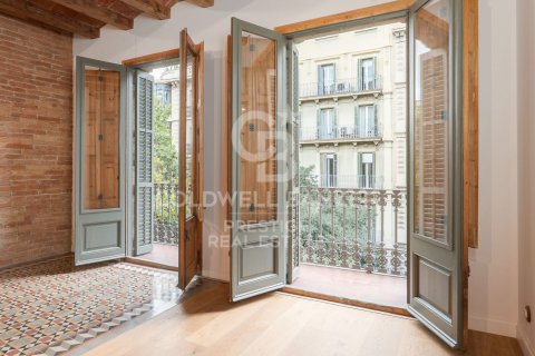 Apartment à Barcelona, Espagne 3 chambres, 97 m2 No. 156810