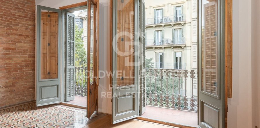 Apartament w Barcelona, Hiszpania 3 sypialnie, 97 mkw. nr 156810