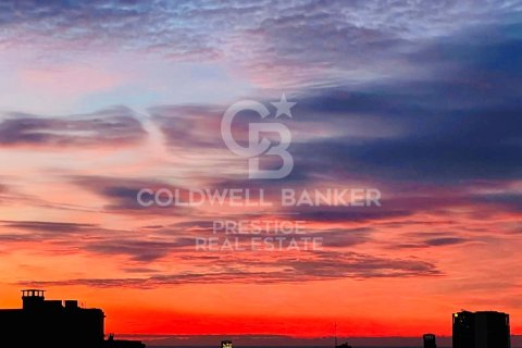 Penthouse w Barcelona, Hiszpania 2 sypialnie, 80 mkw. nr 156813 – zdjęcie 3