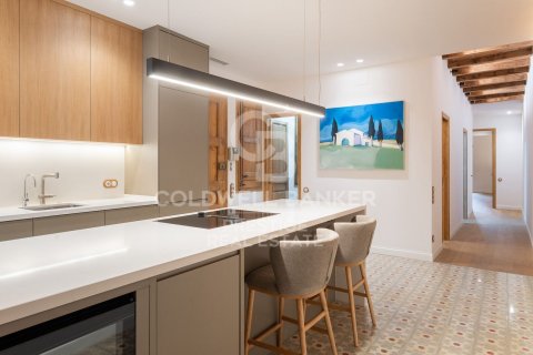 Apartamento en venta en Barcelona, España 3 dormitorios, 110 m2 No. 156811 - foto 11