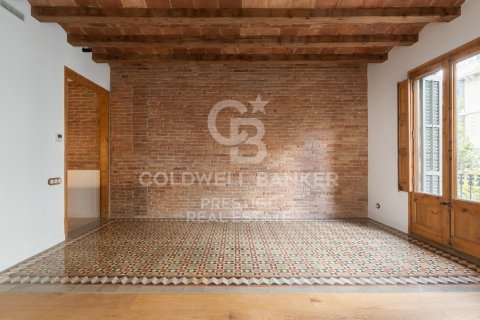 Apartamento en venta en Barcelona, España 3 dormitorios, 110 m2 No. 156811 - foto 2