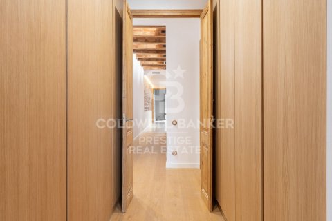 Apartament w Barcelona, Hiszpania 3 sypialnie, 100 mkw. nr 156811 – zdjęcie 22