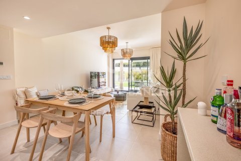 Lägenhet till salu i Estepona, Malaga, Spanien 2 sovrum, 132 kvm. Nr. 157361 - foto 5