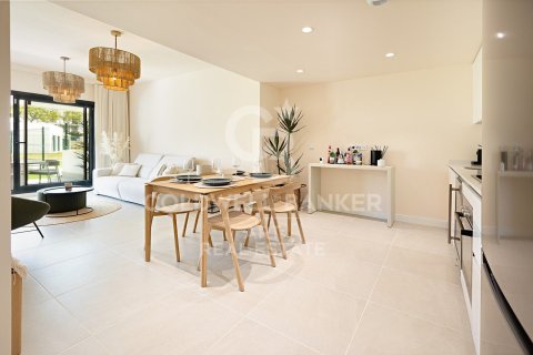 Apartament w Estepona, Malaga, Hiszpania 2 sypialnie, 132 mkw. nr 157361 – zdjęcie 7