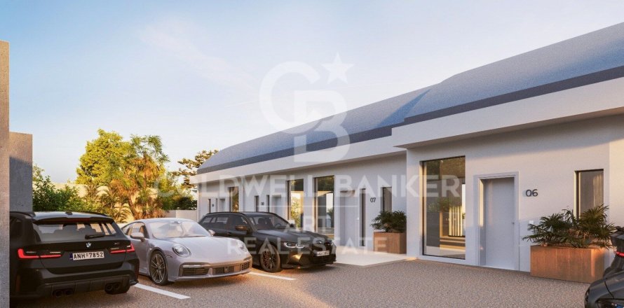 Townhouse in Fuengirola, Malaga, Spain 3 bedrooms, 149 sq.m. No. 157360